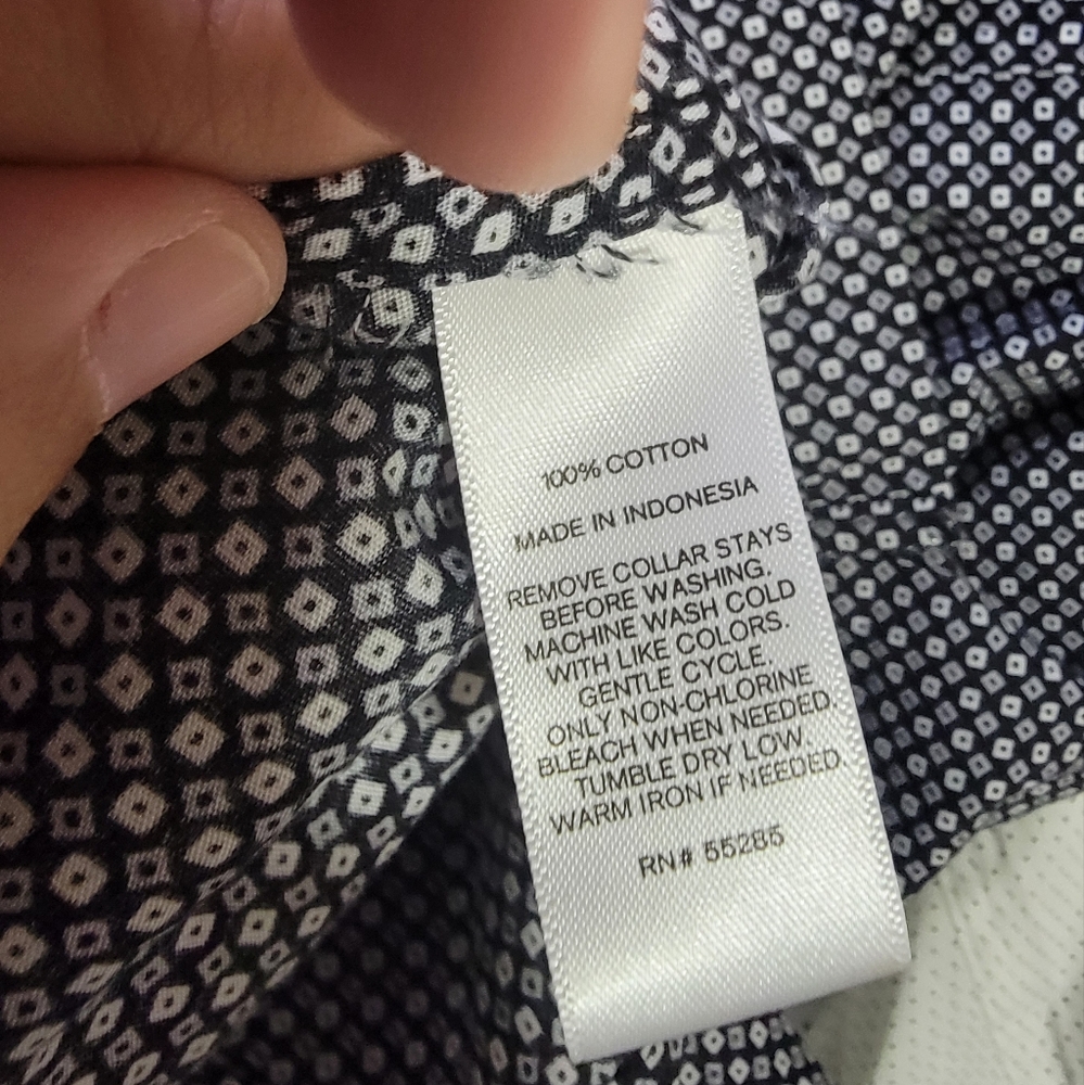Express button-down - Picture 4 of 4